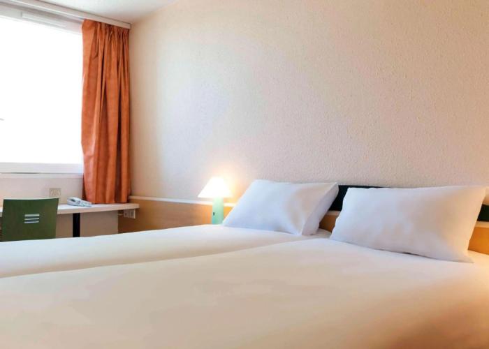 ibis Lyon Est Bron