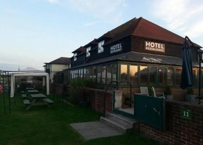 River Haven Hotel