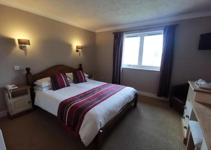 River Haven Hotel