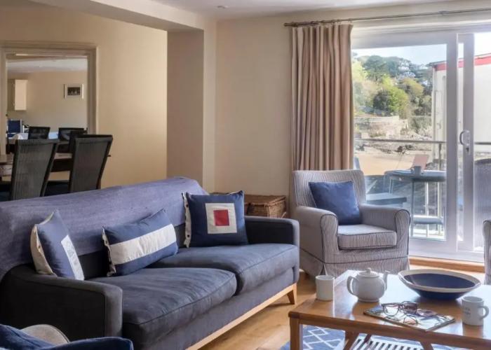 South Sands Hotel