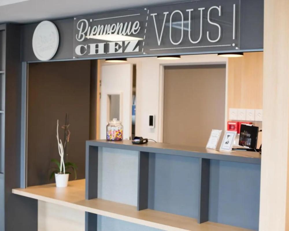 B&B HOTEL CHARTRES Océane