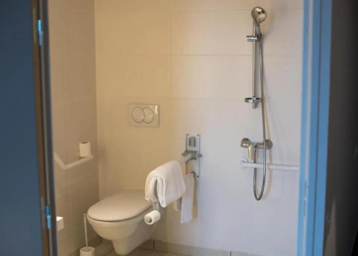 B&B HOTEL CHARTRES Océane