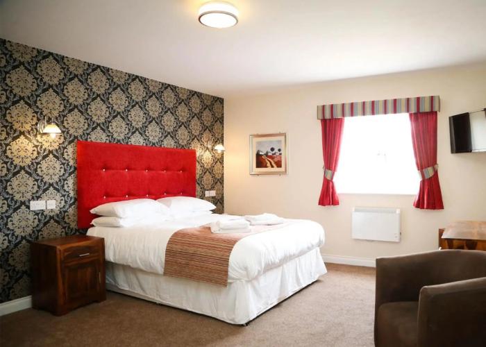 Cuttle Bridge Inn Hotel