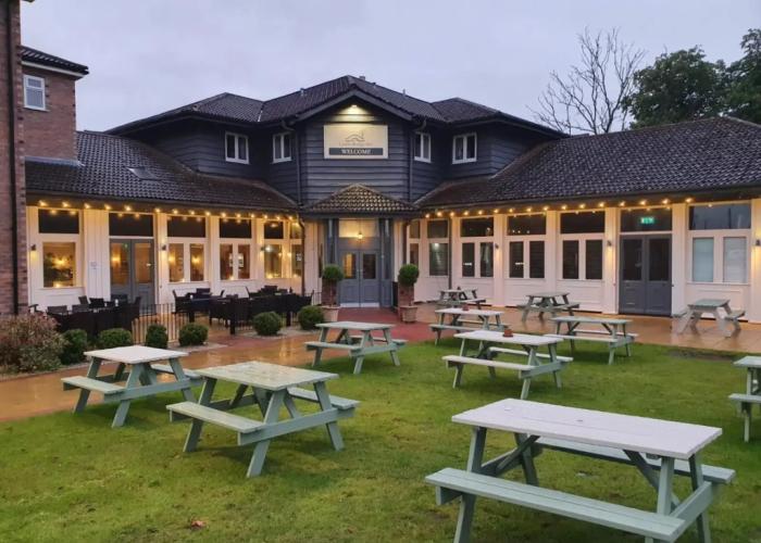 Cuttle Bridge Inn Hotel