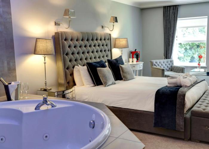 Birmingham North Moor Hall Hotel