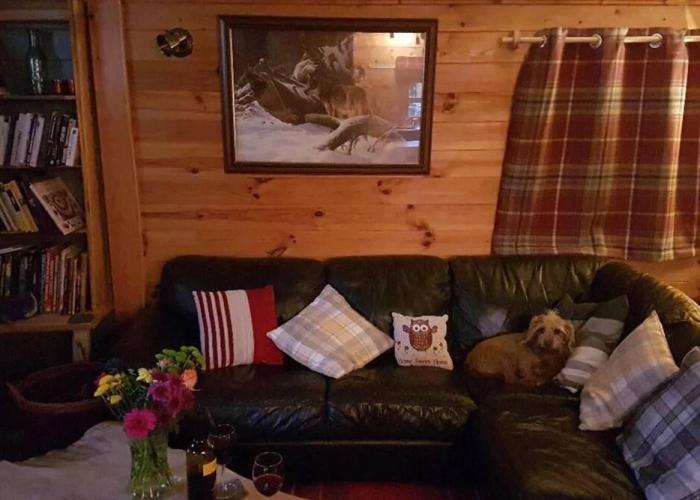 Charming 2-bed Cabin in Sutton Coldfield