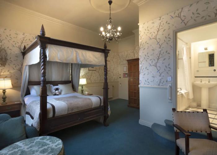 The Golden Fleece Hotel, Thirsk, North Yorkshire
