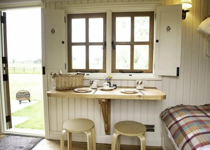 Morndyke Shepherds' Huts
