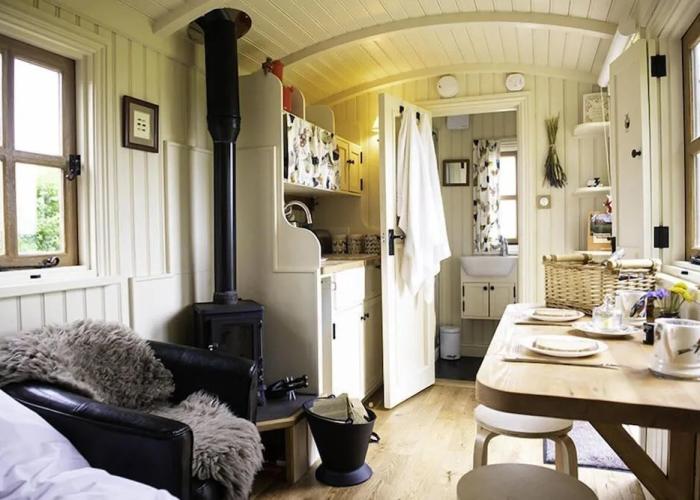 Morndyke Shepherds' Huts