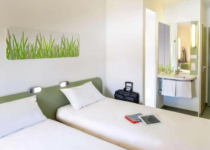 ibis budget Courbevoie Paris la Defense 1