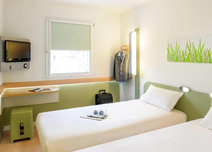 ibis budget Courbevoie Paris la Defense 1