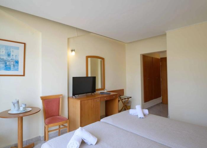 Neda Hotel