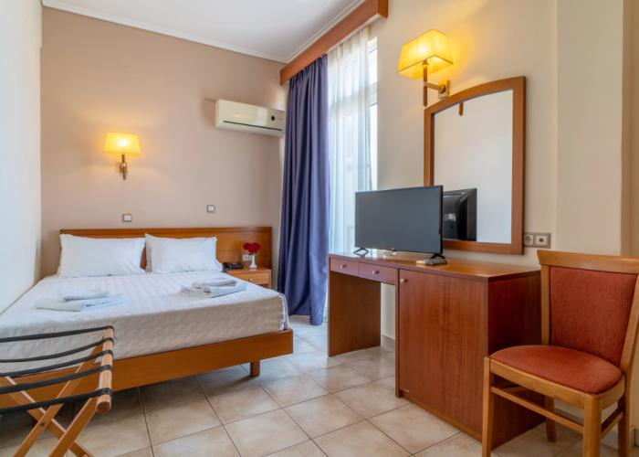 Neda Hotel