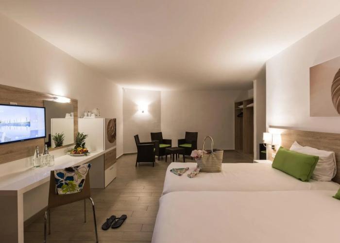 AX ODYCY Hotel