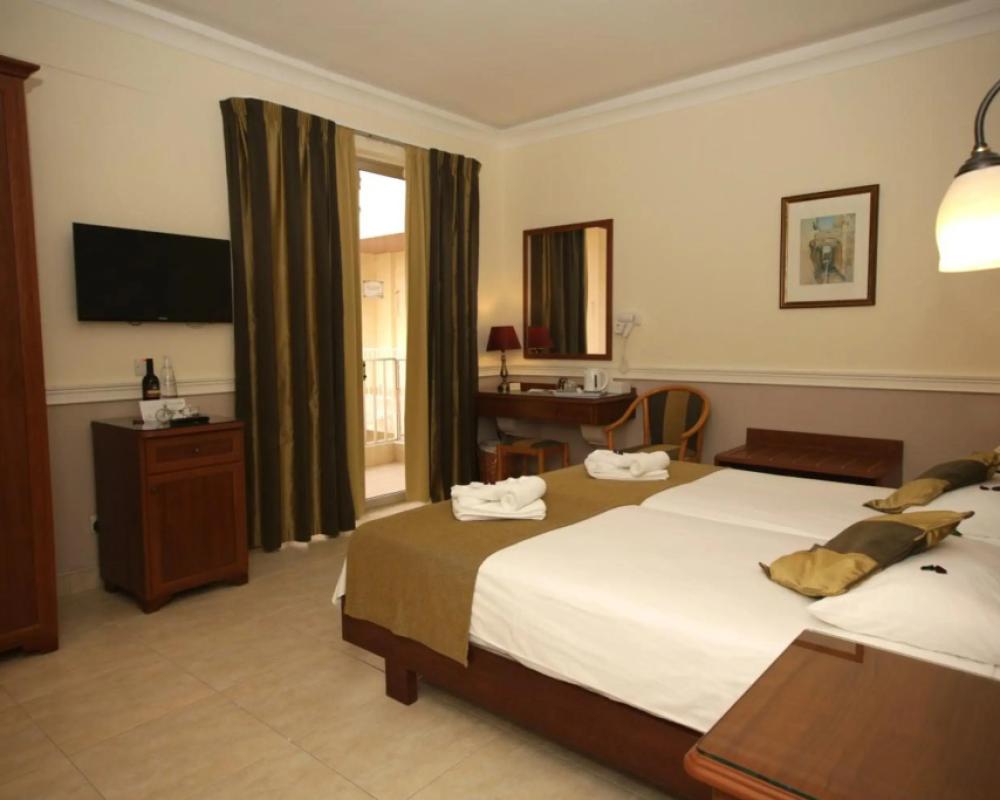 фото Soreda Hotel