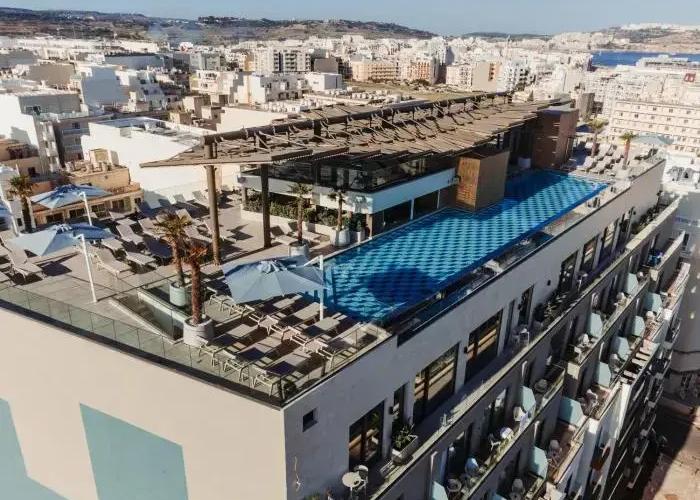 Qawra Inn
