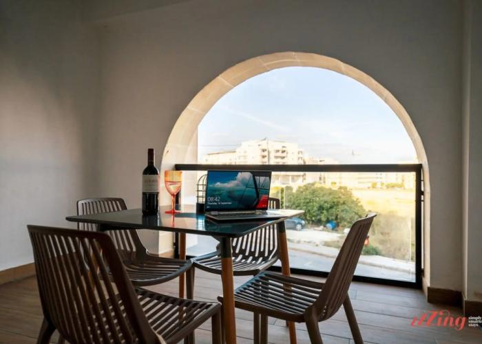 Music F1 Fashion Fun in This Holiday Home