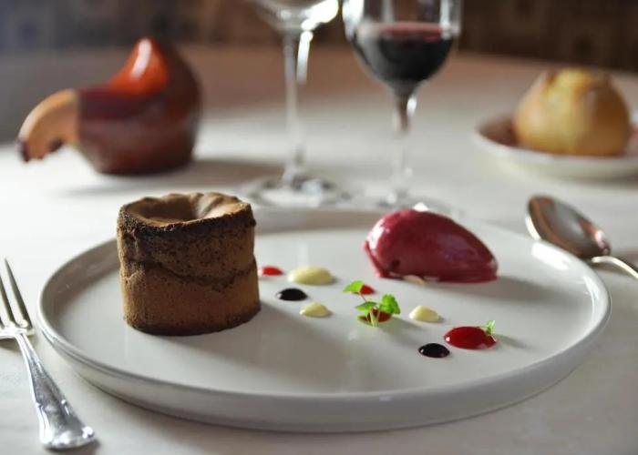 Relais & Chateaux Hostellerie Les Bas Rupts Le Chalet Fleuri