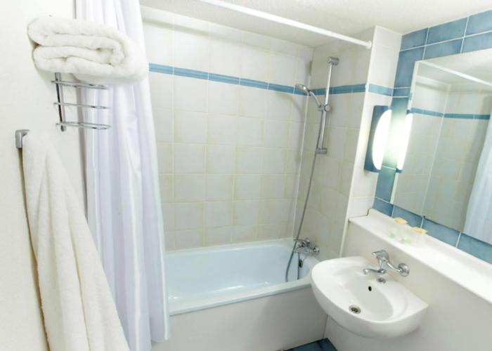 Kyriad Direct Le Bourget - Gonesse
