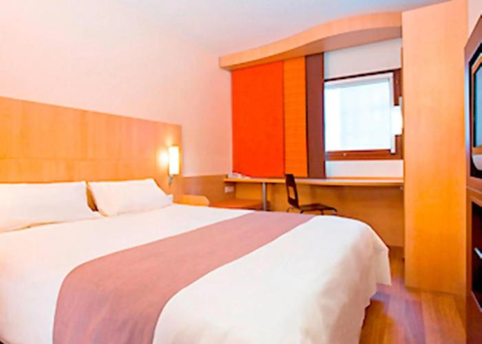 ibis Istres Trigance