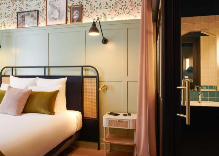 Square Lodge Hotel La Roche Sur Yon - Handwritten Collection