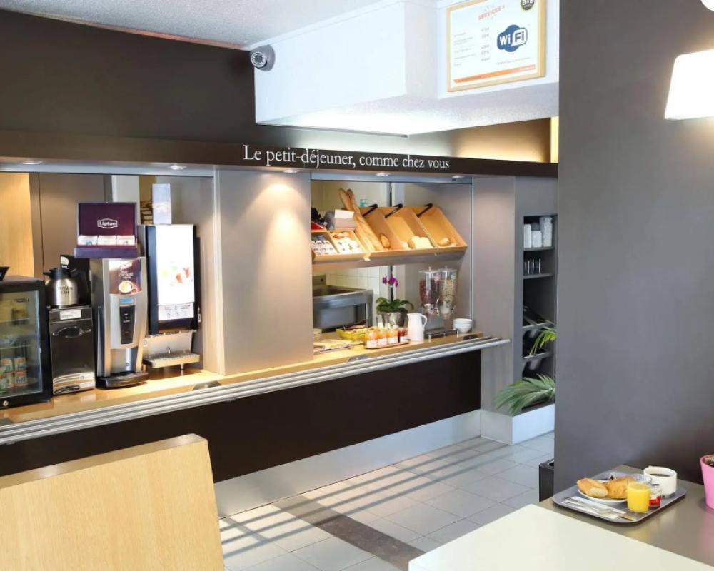 фото B&B HOTEL Toulon La Seyne-sur-Mer