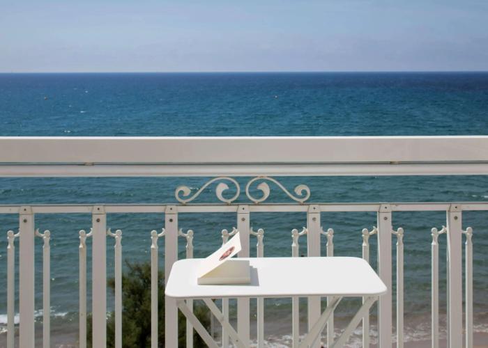 Grand Hotel Des Sablettes Plage, Curio Collection By Hilton