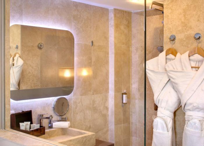 Grand Hotel Des Sablettes Plage, Curio Collection By Hilton