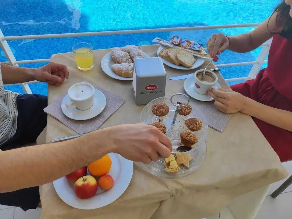 фото Hotel Settibi