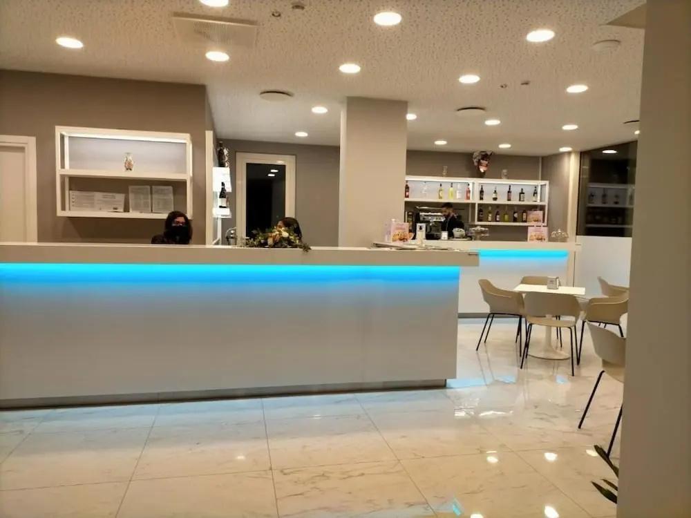 фото Hotel Settibi