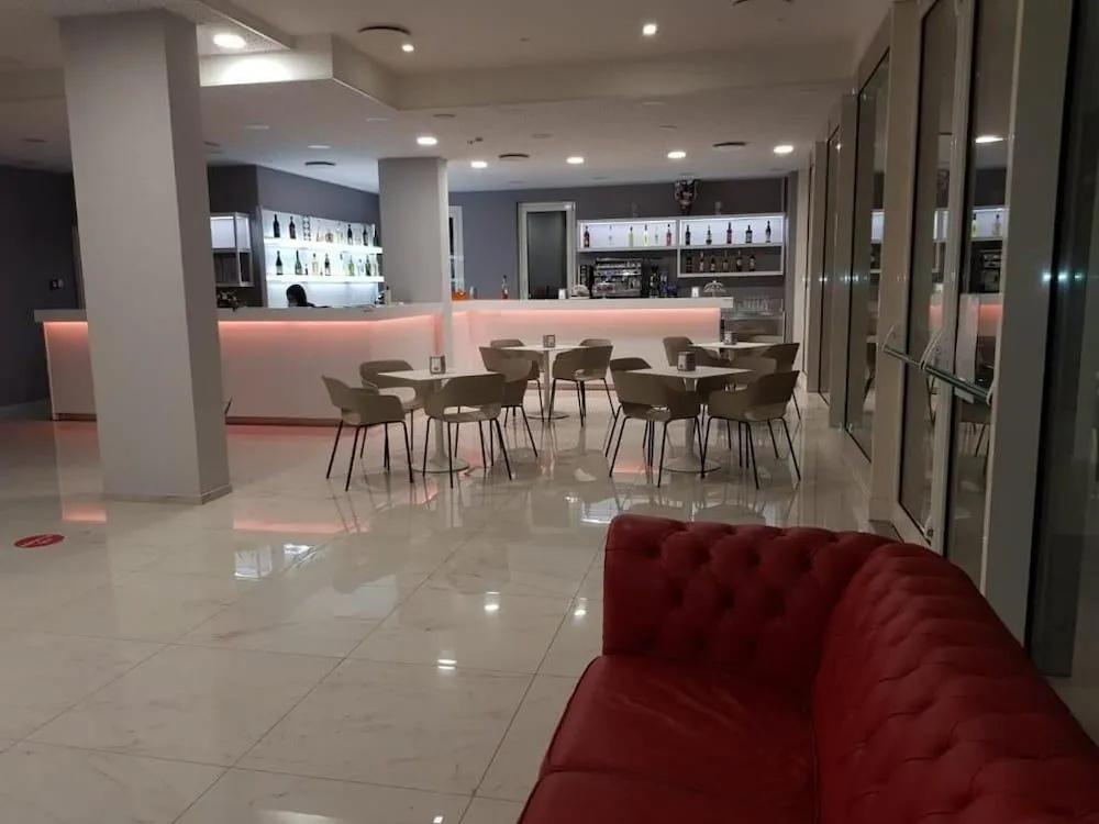 фото Hotel Settibi