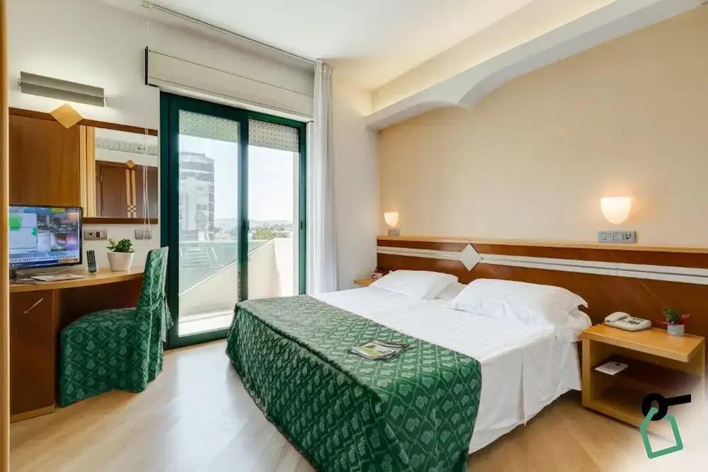 фото Hotiday Room Collection - Giulianova