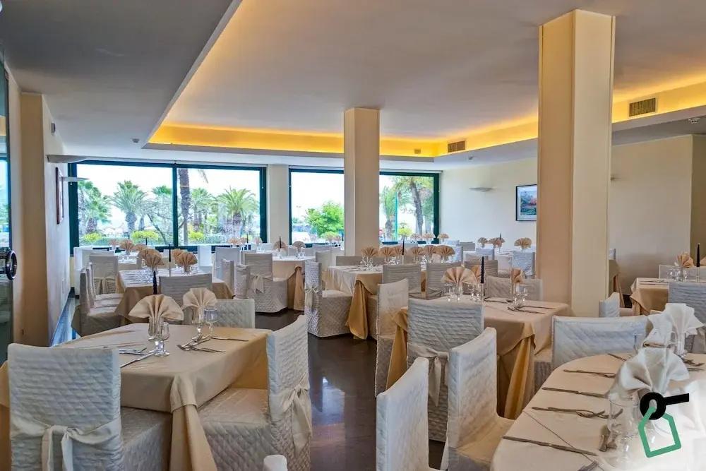 фото Hotiday Room Collection - Giulianova