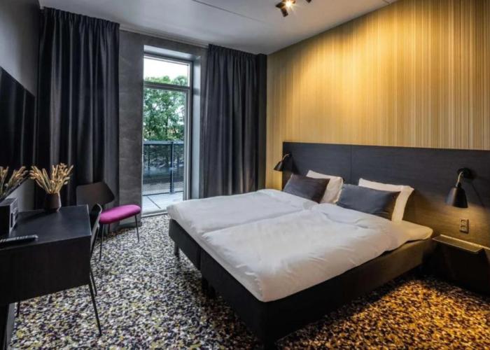 Peak 12 Design Hotel