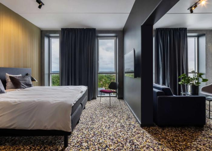 Peak 12 Design Hotel