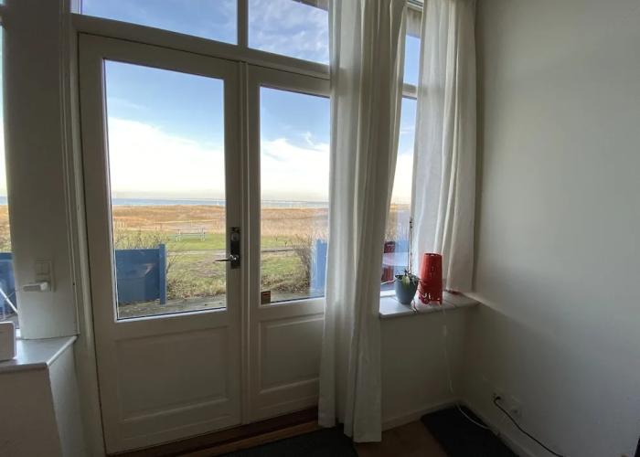 Skaerven Beachfront Condos and Cottage