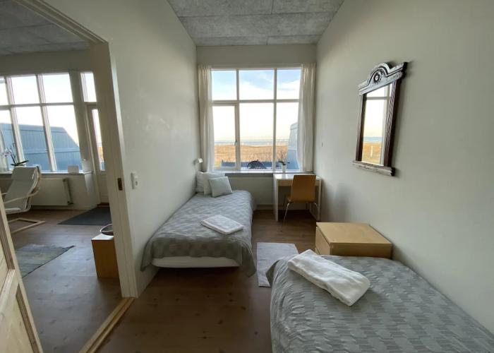 Skaerven Beachfront Condos and Cottage