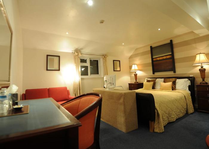 La Fontana Italian Restaurant With Rooms