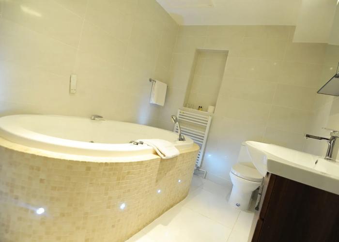 La Fontana Italian Restaurant With Rooms