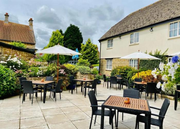 The Old Pheasant Hotel
