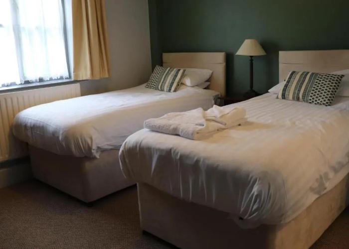 The Old Pheasant Hotel