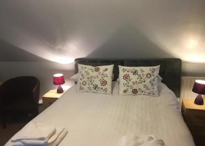 The Old Pheasant Hotel
