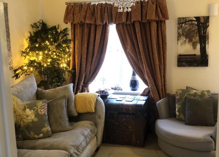 Lazy Nest - Sleeps 4, Parking, Garden & Hammocks
