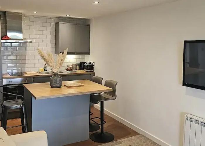 Modern Peaceful Open Plan 1-bed Apartment Rutland