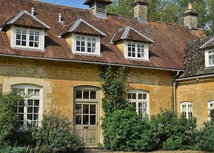 Newmarket Cottage