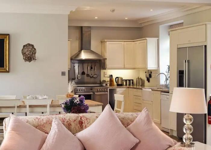 Newmarket Cottage