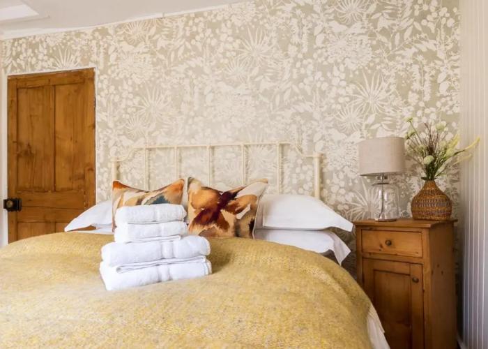 Windsor Cottage-Bolthole in heart of CN