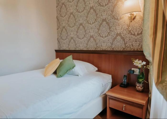Hotel Flora