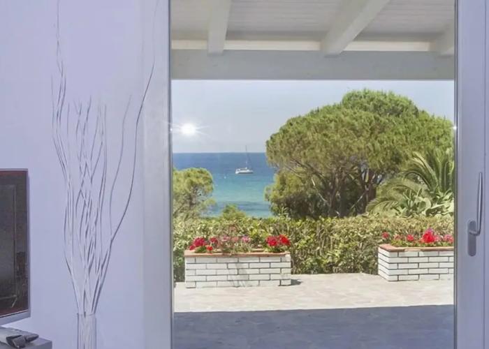 Villetta Biodola Beach