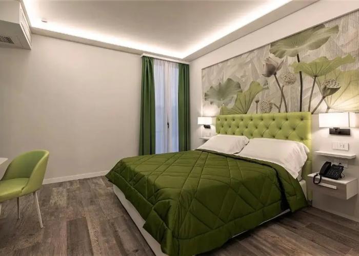 Petit Hotel